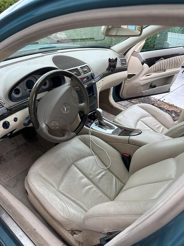 Gebraucht Mercedes E320 Avantgarde 224 PS (164 kW) 2002 Blau Limousine