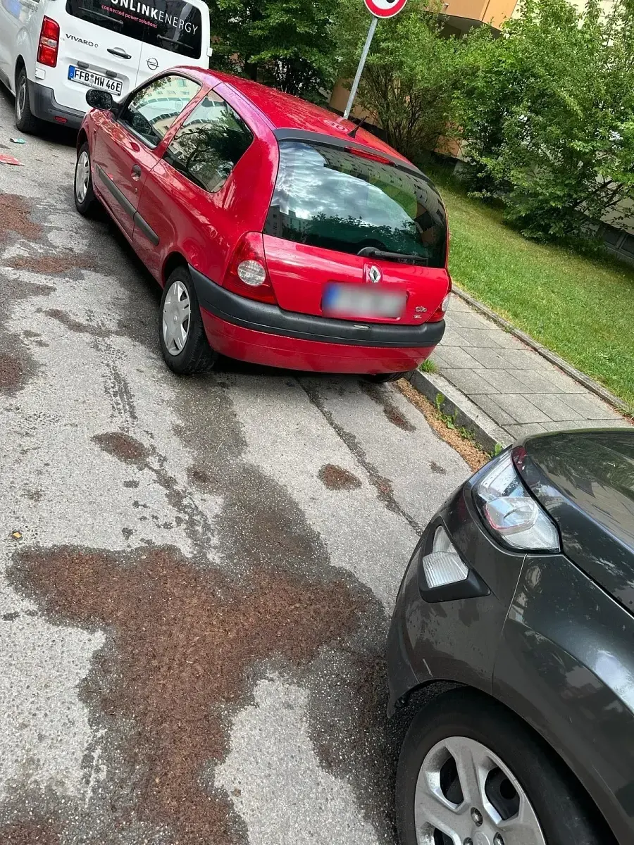 Gebraucht Renault Clio II 70 PS (51 kW) 2002 Rot Kleinwagen