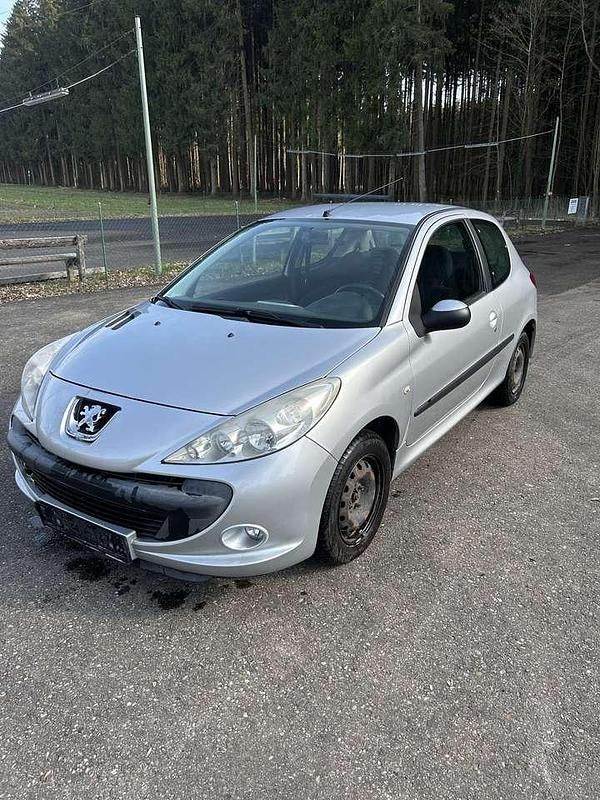 Gebraucht Peugeot 206 75 PS (55 kW) 2009 Limousine
