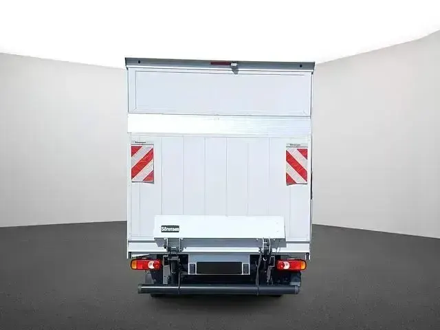 Gebraucht Peugeot Boxer 165 PS (121 kW) 2023 Weiss Van
