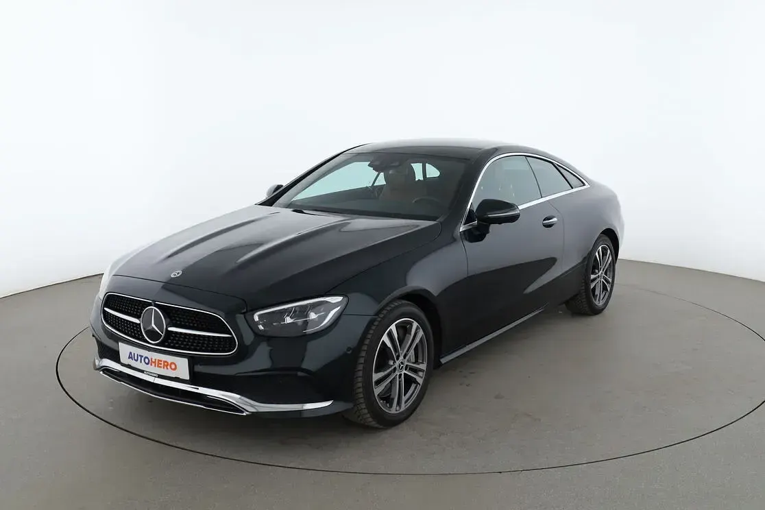 Gebraucht Mercedes E450 Avantgarde 367 PS (269 kW) 2022 Coupé