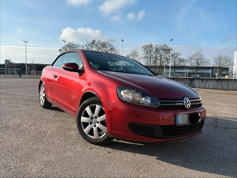 Gebraucht VW Golf Cabriolet 105 PS (77 kW) 2012 Rot Cabrio