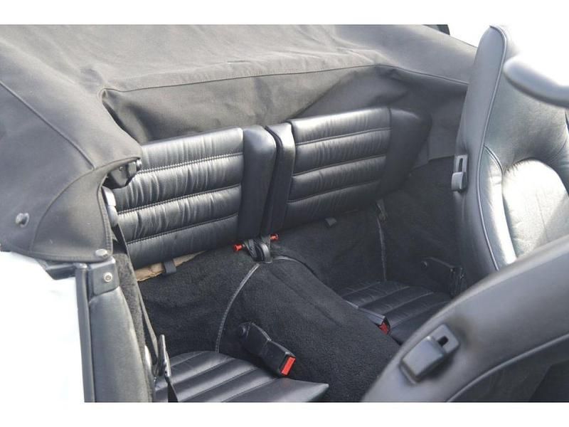 Second-hand Porsche 964 250 CP (183 kW) 1990 Alb Cabrio
