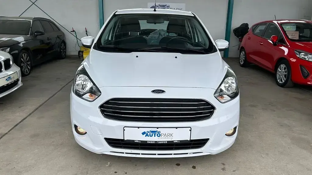 Occasion Ford Ka Plus Basis 69 ch (50 kW) 2017 Blanc Citadine