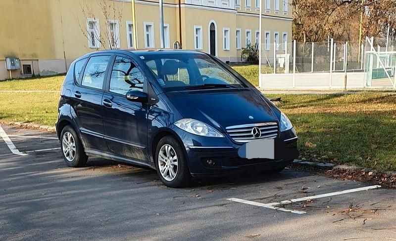 Gebraucht Mercedes A180 Elegance 109 PS (80 kW) 2008 Blau Van / Kleinbus