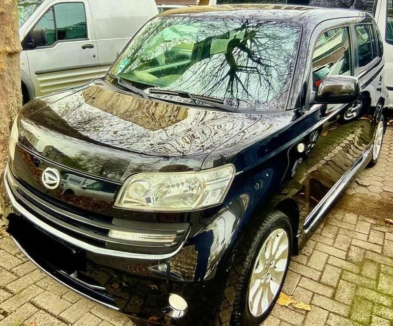 Gebraucht Daihatsu Materia 103 PS (75 kW) 2008 Schwarz Van / Kleinbus