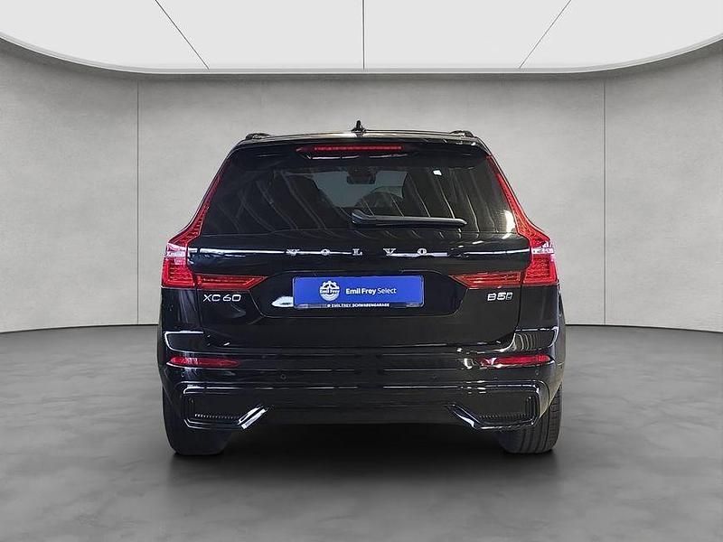 Gebraucht Volvo XC60 Plus 250 PS (183 kW) 2024 Schwarz SUV