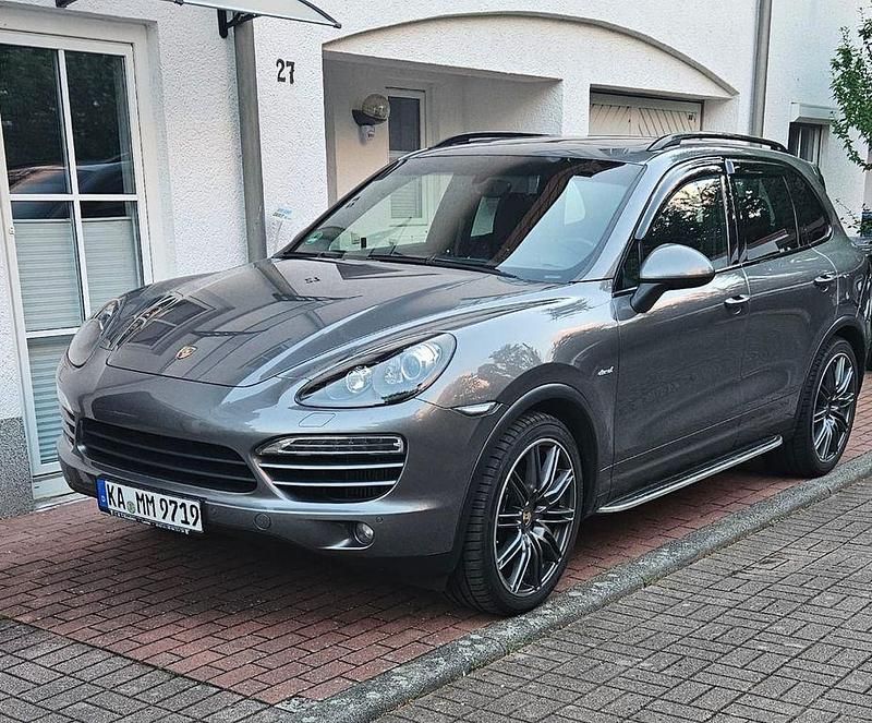 Gebraucht Porsche Cayenne 245 PS (180 kW) 2012 Grau SUV