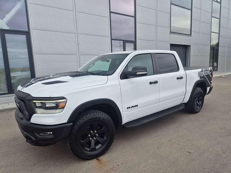 Second-hand Dodge Ram 401 CP (294 kW) 2020 Negru Pickup