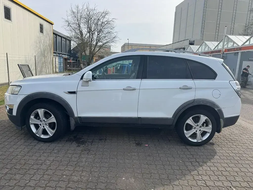 Gebraucht Chevrolet Captiva LT 184 PS (135 kW) 2013 Weiß SUV