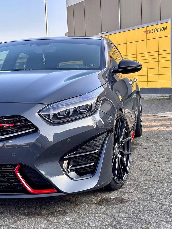 Gebraucht Kia ProCeed GT 204 PS (150 kW) 2023 Grau Kombi