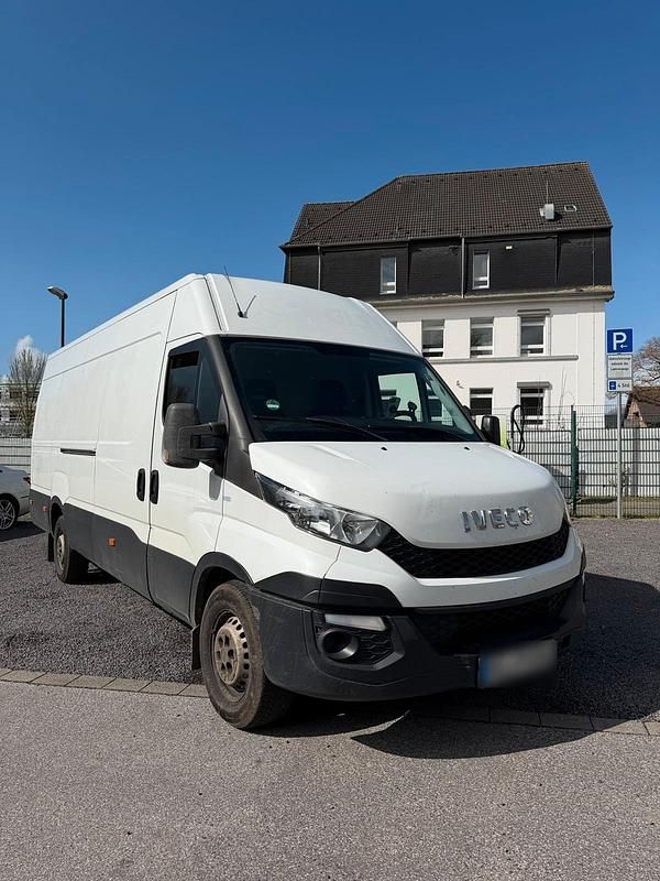 Gebraucht Iveco Daily 129 PS (94 kW) 2015 Weiß