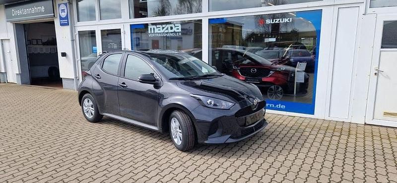 Schwarz Neu 2024 Mazda 2 Center-Line Limousine | 25.290 € (Etwas zu teuer) - Bild 1/4