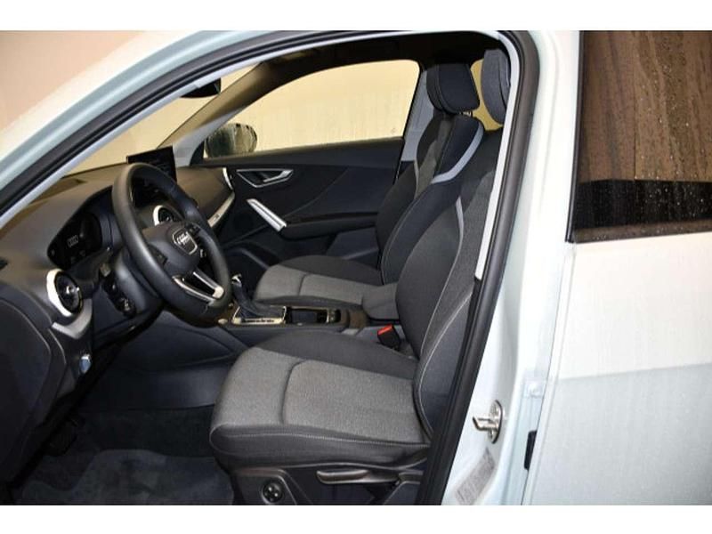 Gebraucht Audi Q2 Advanced 150 PS (110 kW) 2025 Tausilber metallic SUV