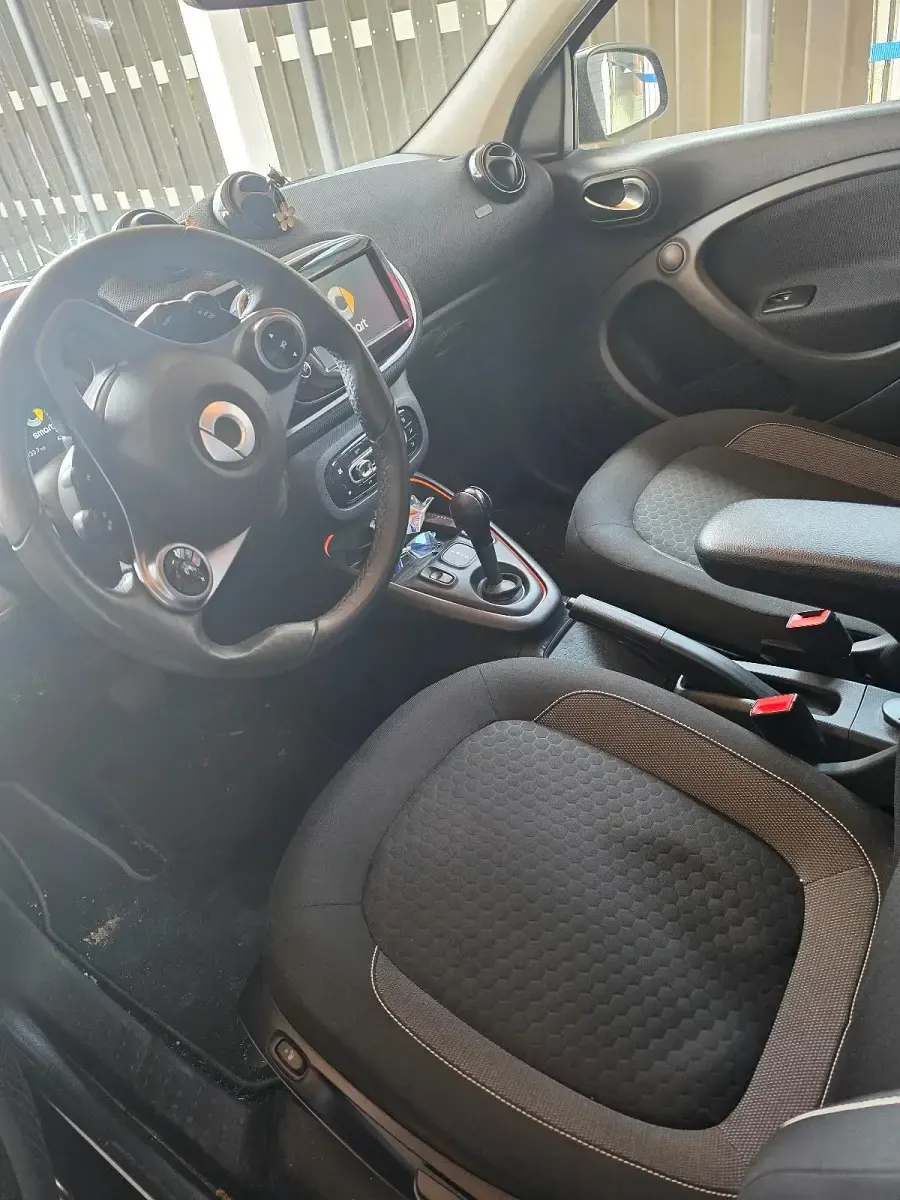 Gebraucht Smart ForFour Electric Drive 61 kW (84 PS) 2020 Schwarz Kleinwagen
