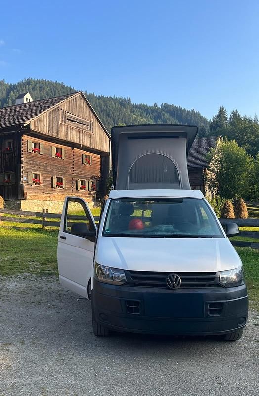 Weiß Gebraucht 2015 VW T5 Van | 22.500 € - Bild 1/4