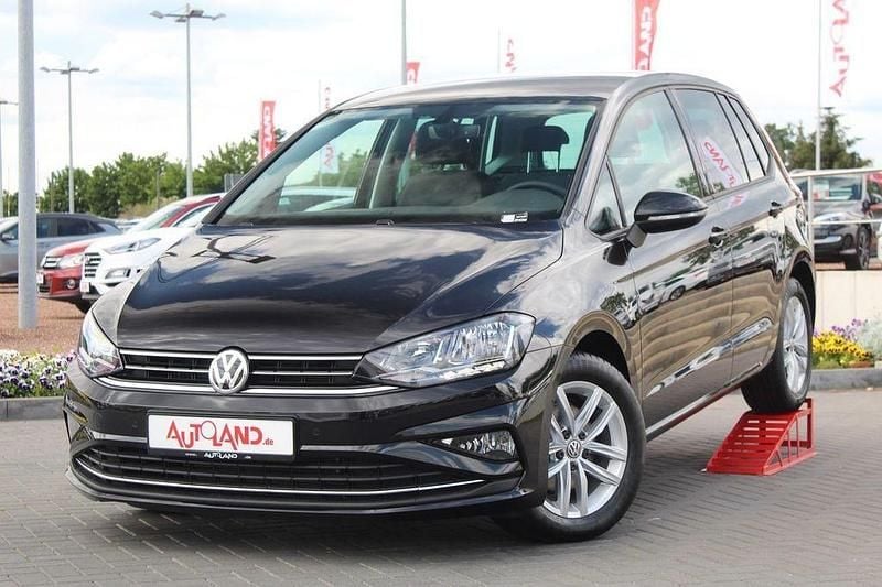 Schwarz Gebraucht 2020 VW Golf Sportsvan Van / Kleinbus | 20.990 € (Fairer Preis) - Bild 1/4