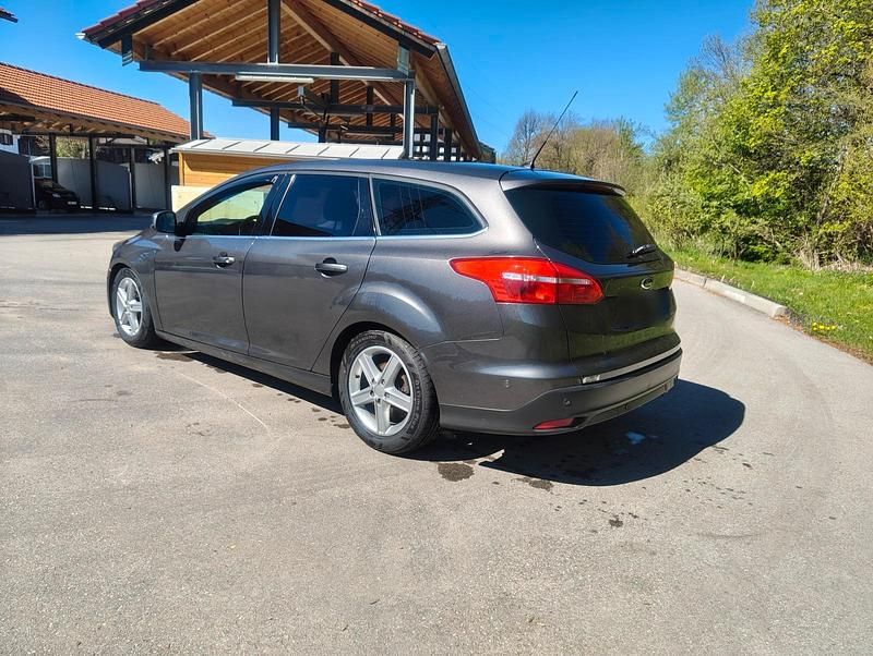 Second-hand Ford Focus Titanium 150 CP (110 kW) 2015 Andere farben Break