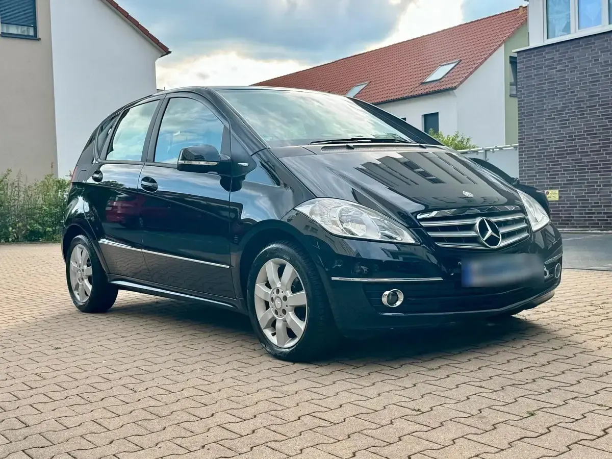 Gebraucht Mercedes A200 Avantgarde 136 PS (100 kW) 2010 Schwarz Limousine