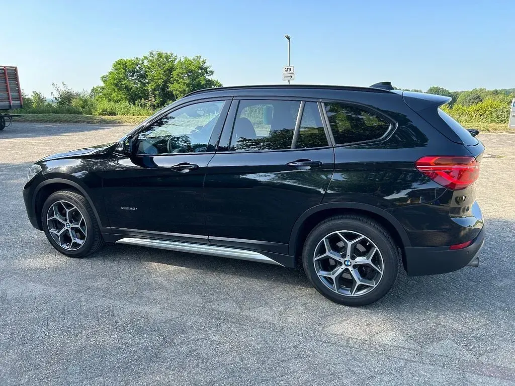 Gebraucht BMW X1 xLine 192 PS (141 kW) 2017 Schwarz SUV