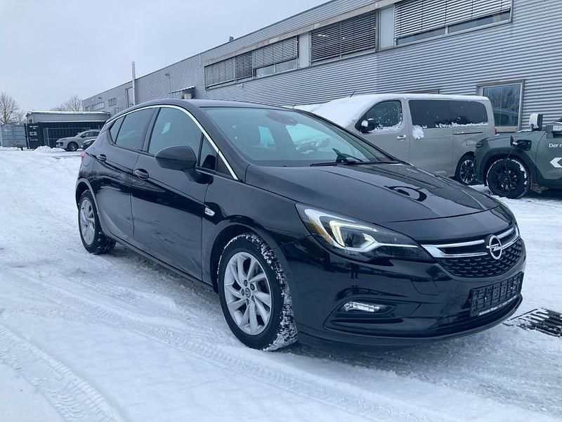 Schwarz Gebraucht 2018 Opel Astra Innovation Limousine | 13.990 € (Fairer Preis) - Bild 1/4