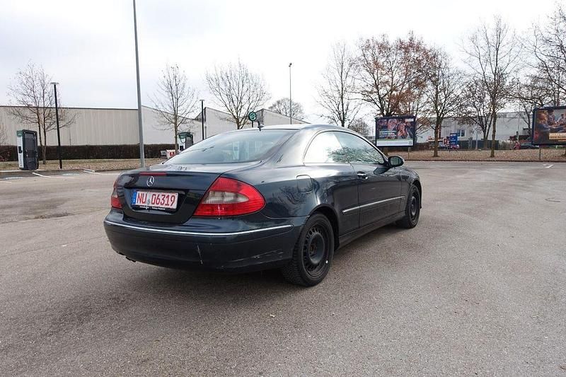 Gebraucht Mercedes CLK220 150 PS (110 kW) 2006 Schwarz Coupé