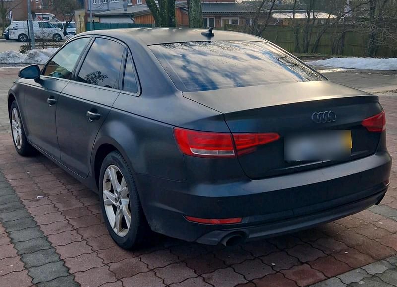 Gebraucht Audi A4 190 PS (139 kW) 2019 Schwarz Limousine