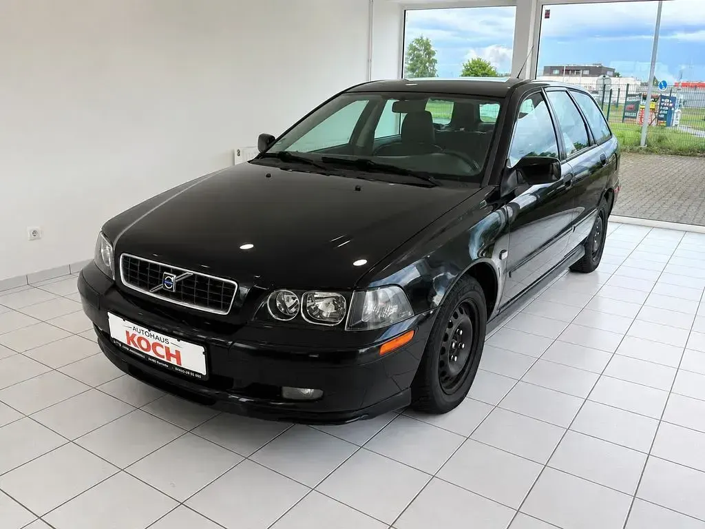 Gebraucht Volvo V40 Comfort 122 PS (89 kW) 2004 Silber Kombi