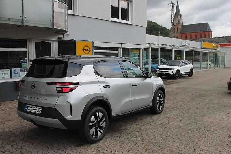 Neu Opel Frontera 145 PS (106 kW) 2025 Kristallsilber SUV
