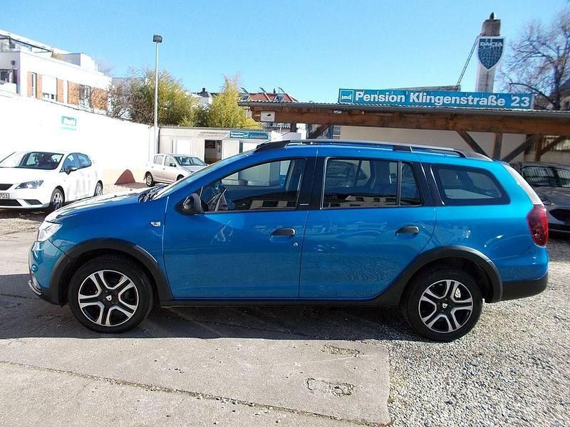 Gebraucht Dacia Logan Stepway 90 PS (66 kW) 2019 Blau Limousine