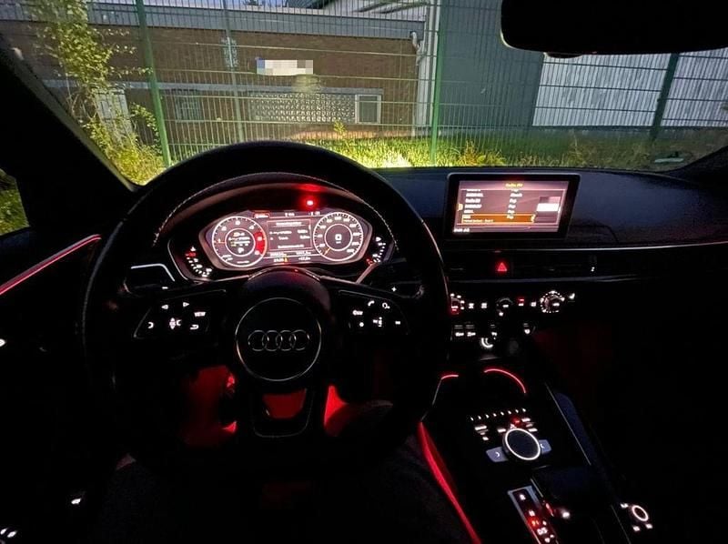 Schwarz Gebraucht 2017 Audi A4 Black Edition Kombi | 14.900 € (Superpreis) - Bild 1/4