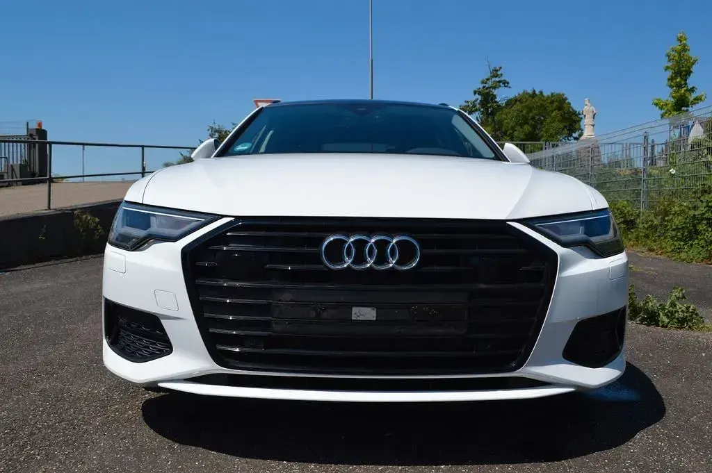 Gebraucht Audi A6 Sport 204 PS (150 kW) 2021 Weiß Kombi