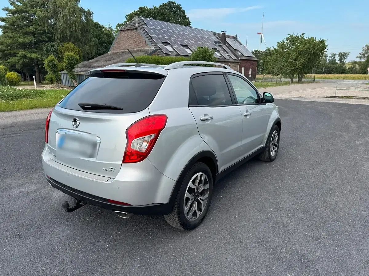 Gebraucht SsangYong Korando 178 PS (130 kW) 2017 Silber SUV