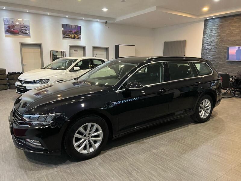 Schwarz Gebraucht 2020 VW Passat Kombi | 16.895 € (Fairer Preis) - Bild 1/4