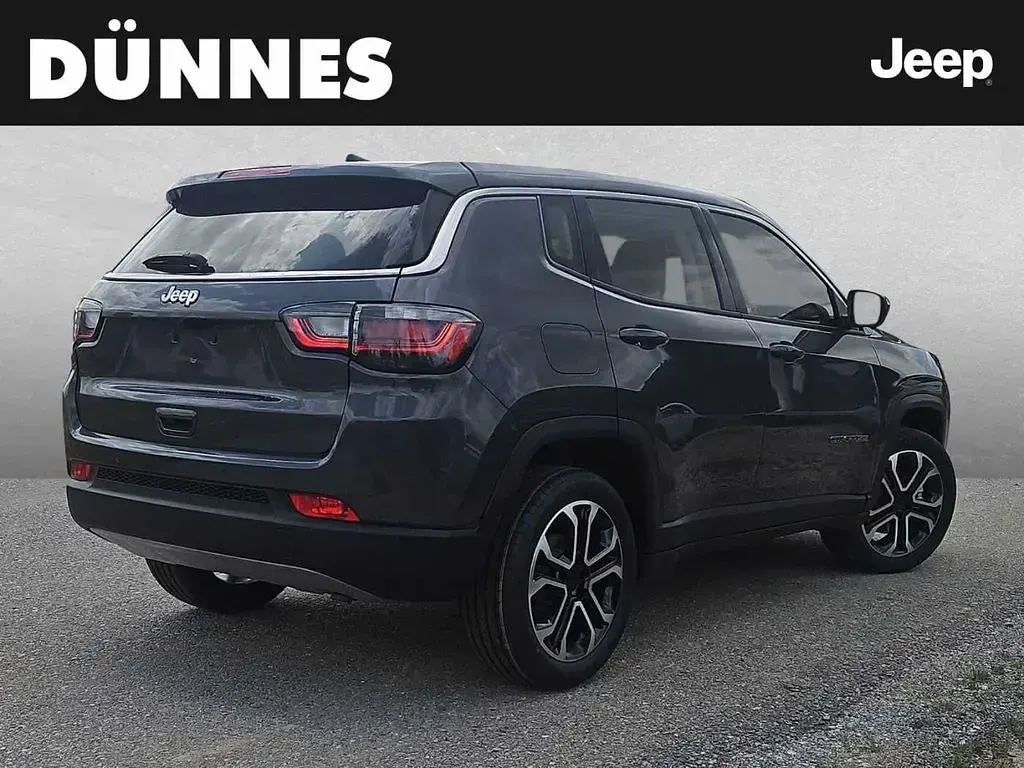 Ny Jeep Compass Altitude 129 HK (94 kW) 2025 Grå SUV