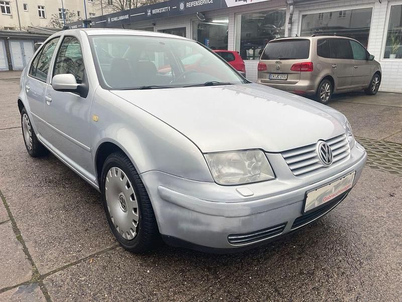 Silber Gebraucht 1999 VW Bora Limousine | 990 € (Guter Preis) - Bild 1/4