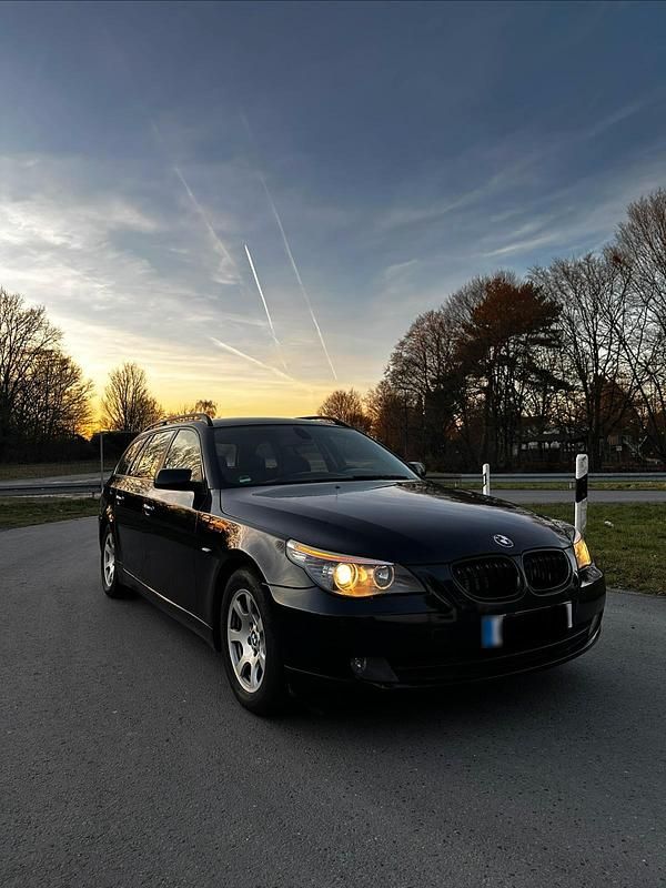 Second-hand BMW 520 177 CP (130 kW) 2008 Negru Break