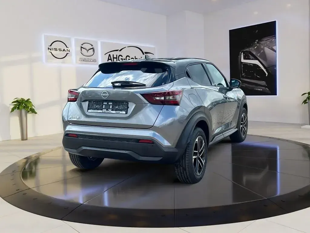 Gebraucht Nissan Juke N-Connecta 114 PS (83 kW) 2025 Grau SUV