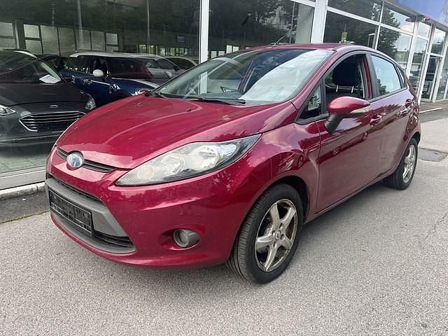 Gebraucht Ford Fiesta 90 PS (66 kW) 2009 Rot, metallic Kleinwagen
