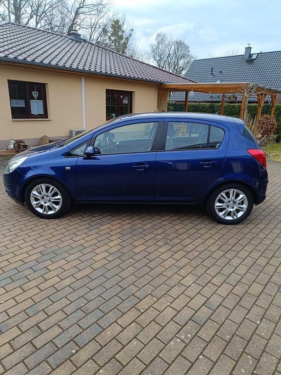 Gebraucht Opel Corsa Color Edition 87 PS (63 kW) 2009 Blau Kleinwagen