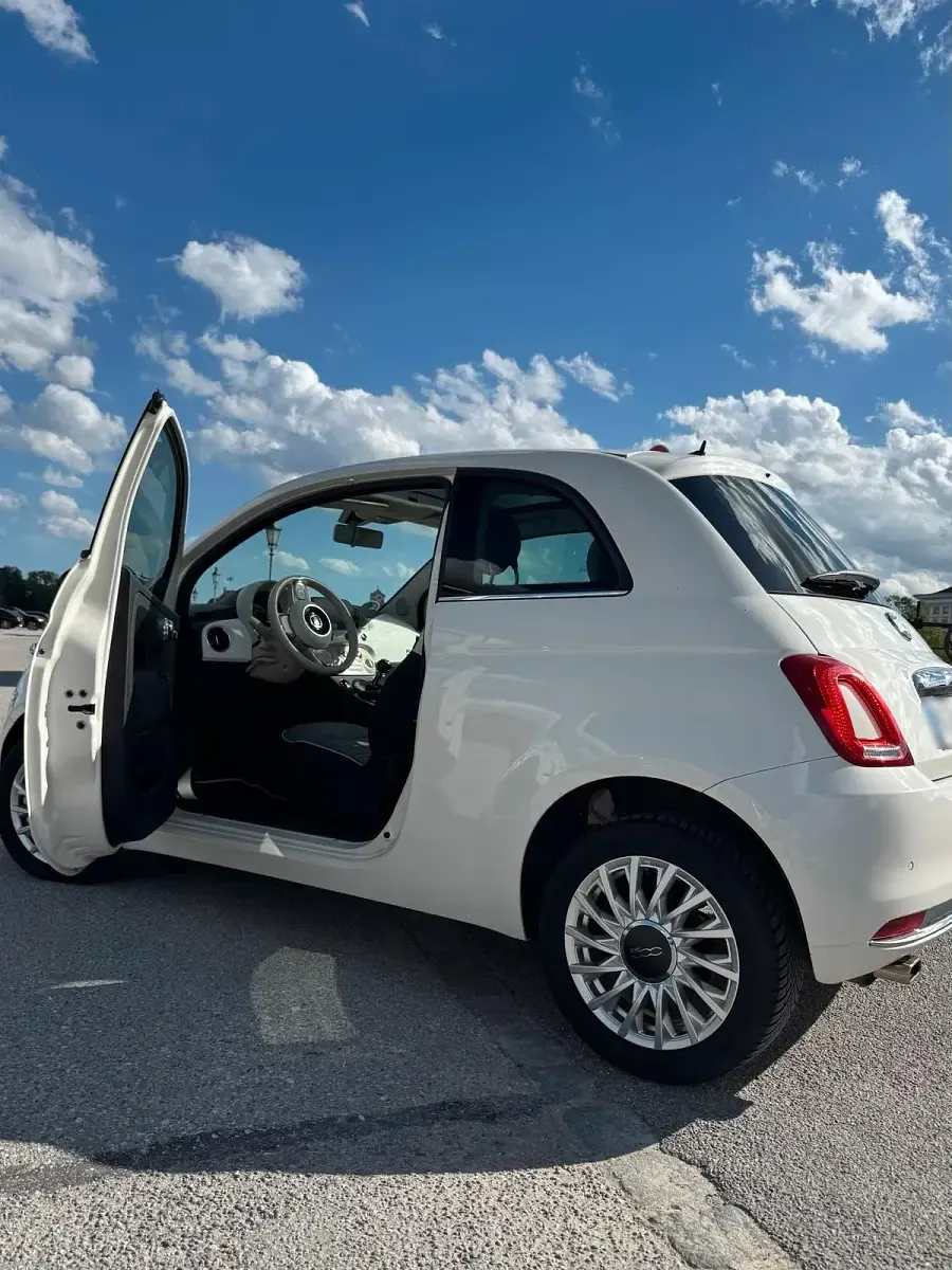 Gebraucht Fiat 500 Lounge 69 PS (50 kW) 2018 Weiß Kleinwagen