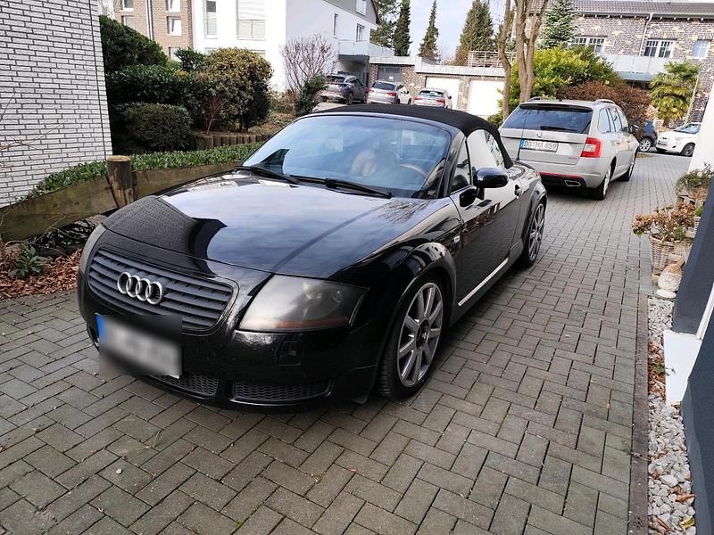 Schwarz Gebraucht 2000 Audi TT Roadster Comfort Cabrio | 3.700 € - Bild 1/4