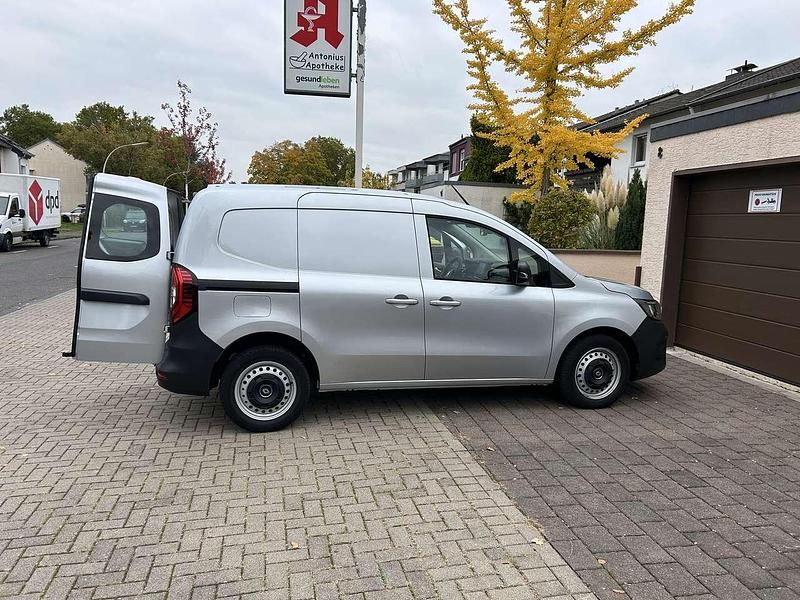 Gebraucht 2022 Renault Kangoo Techno Van / Kleinbus | 19.300 € (Superpreis) - Bild 1/4