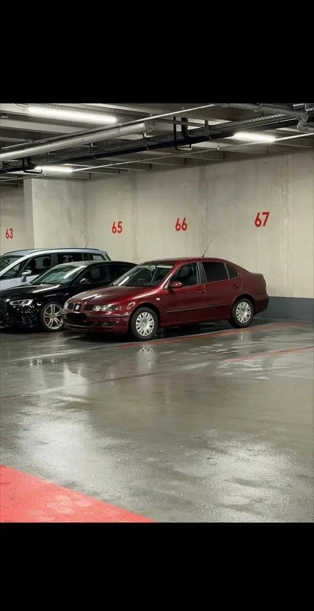 Gebraucht Seat Toledo 105 PS (77 kW) 2003 Rot Limousine