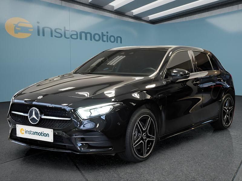 Schwarz Gebraucht 2021 Mercedes A250 Kleinwagen | 25.899 € (Fairer Preis) - Bild 1/4