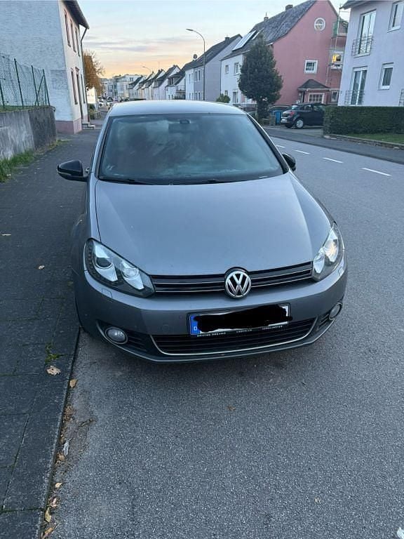 Grau Gebraucht 2012 VW Golf VII Highline Limousine | 5.000 € (Superpreis) - Bild 1/4