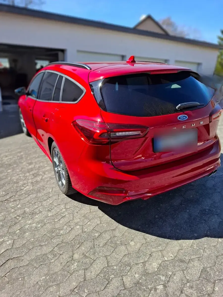 Używany Ford Focus ST-Line X 2025 Czerwony Kombi