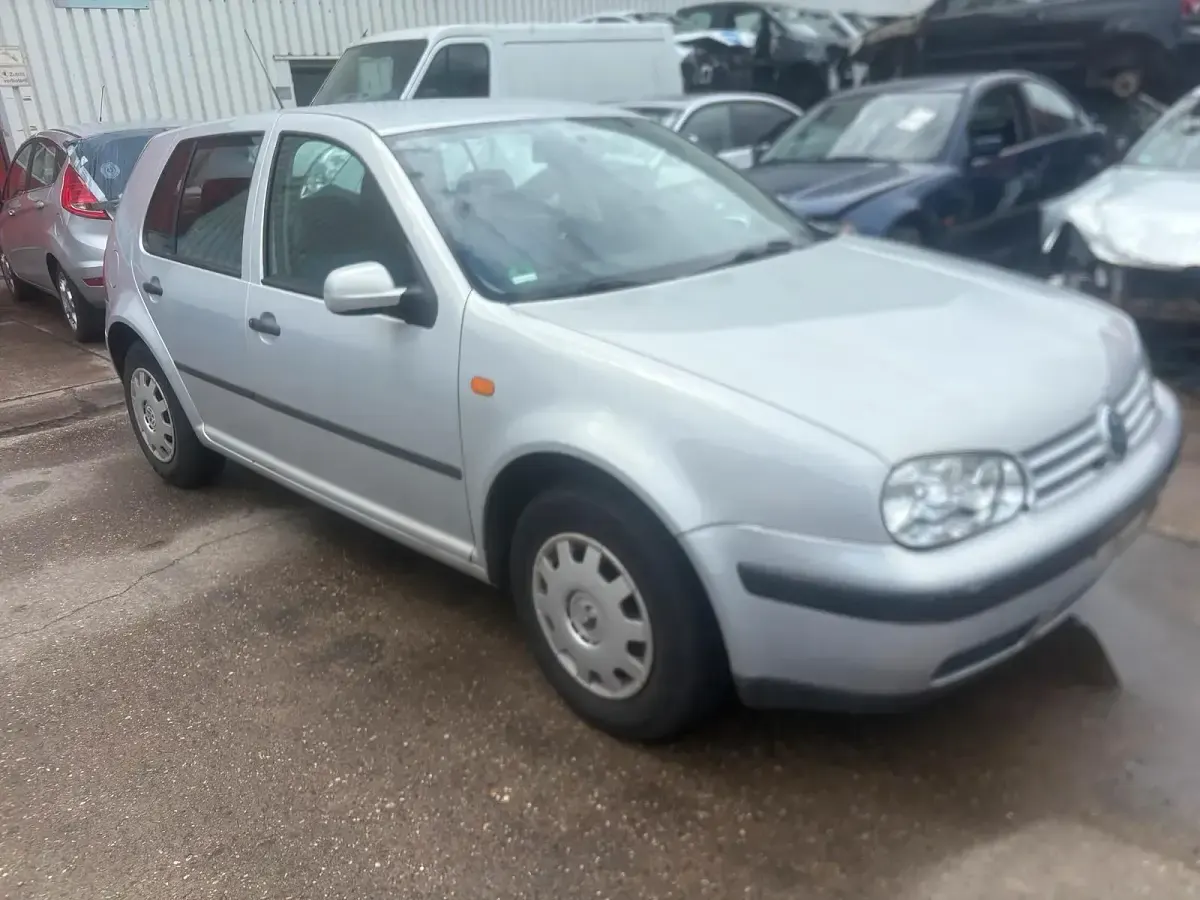 Gebraucht VW Golf III 75 PS (55 kW) 1999 Silber Limousine