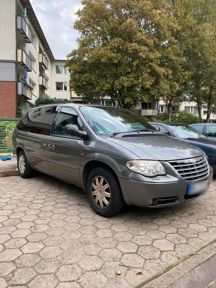 Gebraucht Chrysler Grand Voyager 150 PS (110 kW) 2006 Grau Van / Kleinbus