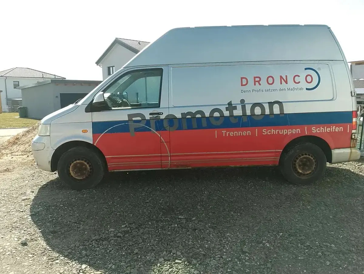 Gebraucht VW T5 131 PS (96 kW) 2006 Silber Van